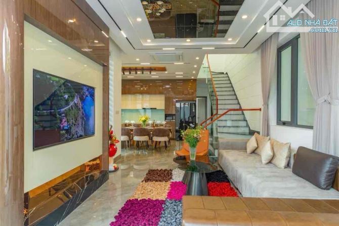 Cần bán Villa 2 mặt tiền Hoá Sơn