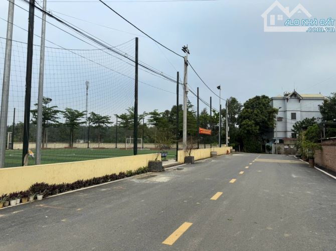 Hơn 1 tỷ có ngay 53m,Full thổ cư,MT hơn 5m,sát Đại Lộ Thăng Long,Ga Metro 5 và tổ hợp Vin