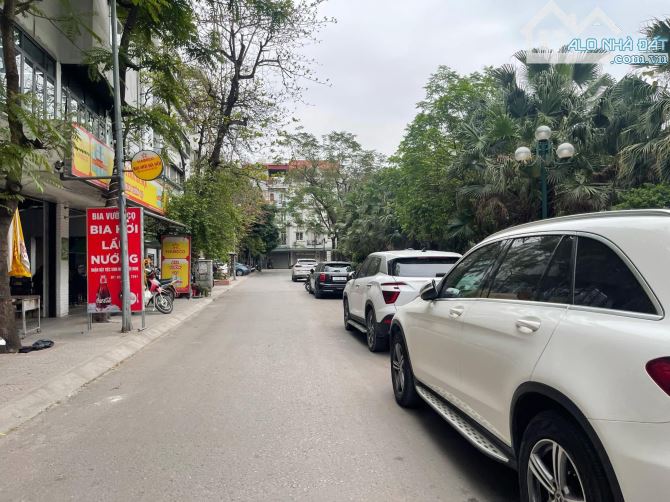 Nhà mới Hoàng Cầu, 5m ra ô tô tránh, 7 tầng TM, kinh doanh, 45m 5m mặt, Giá 14.5 tỷ