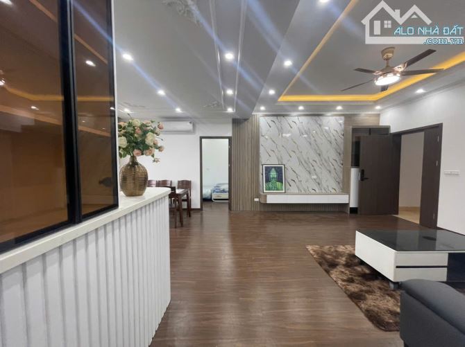 Chung cư Jsc 34 Khuất Duy Tiến - có hướng ban công mát mẻ quanh năm
