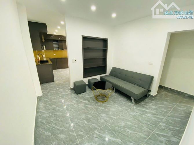 Cho thuê căn hộ KHÉP KÍN 3PN+ 2WC tại Quan Nhân – Cầu Giấy