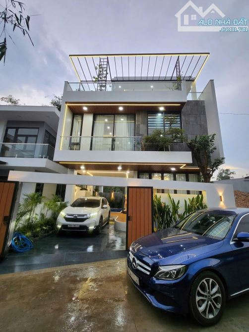 Siêu phẩm Villa 3 Tầng Kiệt 112 Minh Mạng. Giá tốt 4 Tỷ 3XX