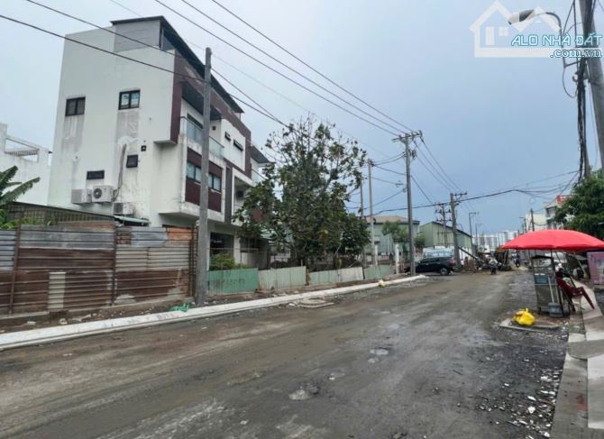 🔥 NGỘP BANK CẦN BÁN GẤP 1800 M2 ĐẤT, 473 M2 THỔ CƯ. GIÁ CHỐT CHỈ 110 TỶ