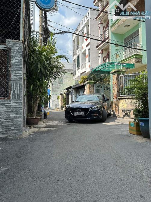 🚗 BÁN GẤP NHÀ HẺM XE HƠI NGUYỄN TRÃI, QUẬN 1 - 50m2 - 2 TẦNG, GIÁ 8.5 TỶ! 🚗