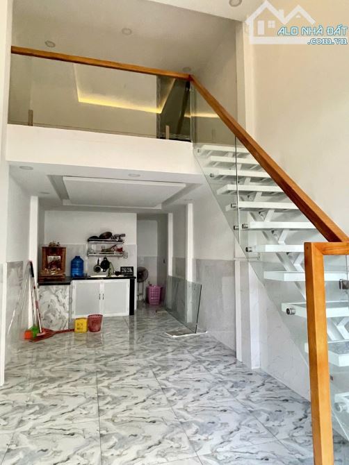 BÁN NHÀ THÁI THỊ GIỮ NAM LÂN HÓC MÔN 1TY150