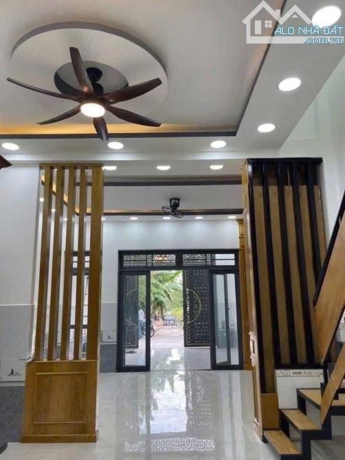 Bán nhà cực tốt hẻm xe hơi Nguyễn Chí Thanh 64m² 1 trệt 2 lầu 4PN