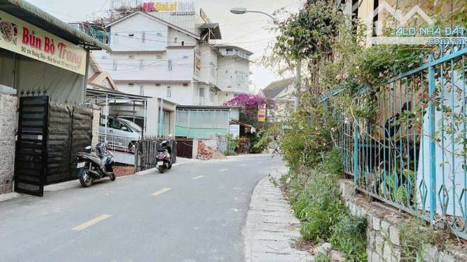 NHÀ MẶT TIỀN ĐƯỜNG HOÀNG DIỆU - P5 - TP ĐÀ LẠT. giá tốt chỉ 8 tỷ 5