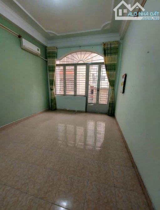 Cho thuê nhà 60m2 HẺM XE HƠI, Đường Bạch Đằng, Phường 2, Tân Bình.