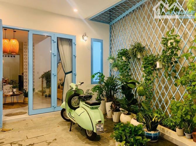 Nguyễn Hữu Thọ - Ô tô tới nhà 3 tầng 3 mê 70m2 chỉ 5.xx tỷ