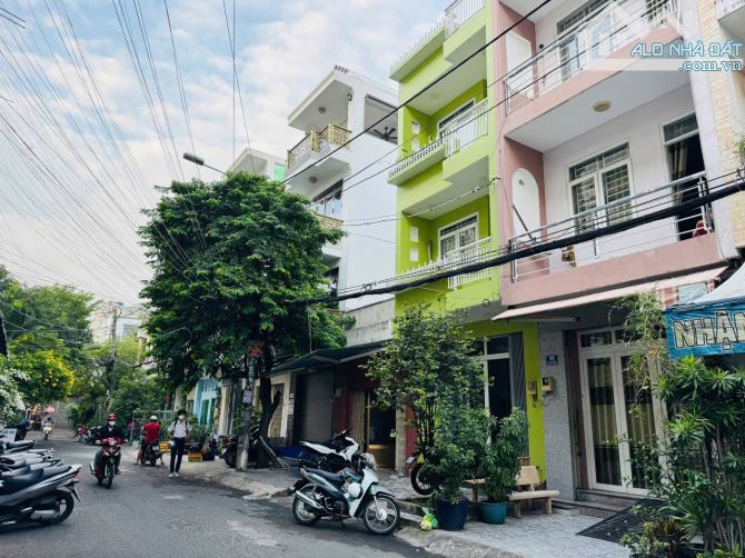 BÁN NHÀ MẶT TIỀN 14M .CỨ XÁ ĐỘC LẬP .QUẬN TÂN PHÚ .60M2 .4 TẦNG 9,45 TỶ