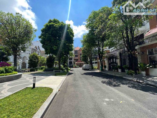 Bán biệt thự biệt lập - khu biệt thự Him Lam Phổ Quang Tân Bình (7.5x16m) 3 tầng, 43.5 tỷ