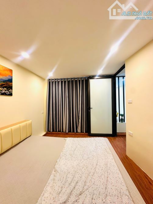 BÁN NHÀ NGÕ 281 TRƯƠNG ĐỊNH HOÀNG MAI FULL NỘI THẤT GIÁ 3,35 TỶ TL