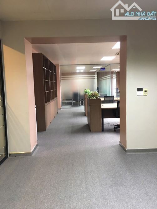 Cho thuê mặt bằng làm văn phòng tại Khai Quang- Vĩnh Yên 66m2, 100m2, giá: 140k/m2