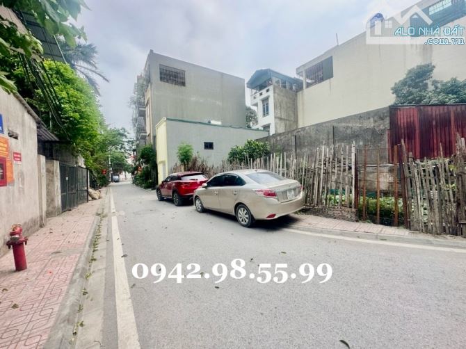 Bán đất Thượng Thanh 70m Mt 4,6m oto vào đất giá 9 tỷ hơn