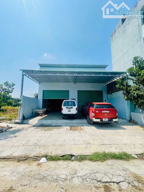 BÁN KHO 260M²( 2 sổ mỗi sổ ngang 5x26)- GIÁ 4 TỶ8  – Hiện tại đang cho thuê 16tr /tháng