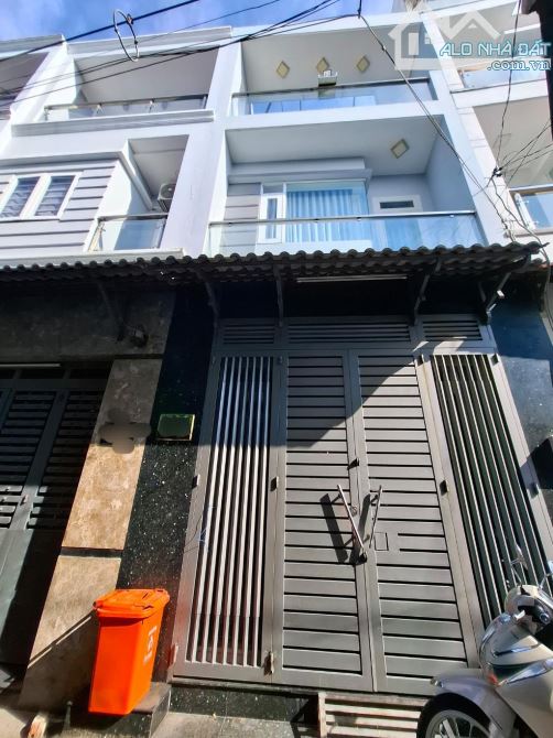 BÁN NHÀ TÂN HÒA ĐÔNG,CHIẾN  GIÁP QUẬN 6,4 TẦNG,ĐƯỜNG XE HƠI,NGANG HƠN 4M,55M2(4.2×13),4PN - 5