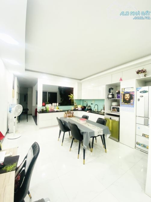Nhà đẹp P. Bình Nhâm TP. Thuận An Bình Dương sổ hồng riêng bao sang tên.