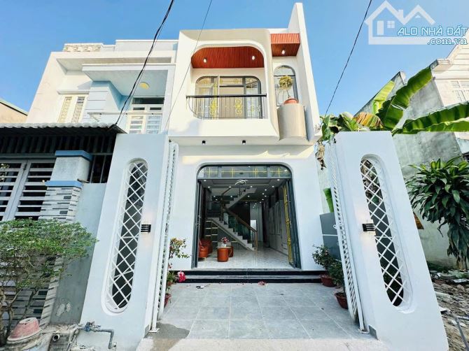 Bán nhà sổ riêng thổ cư phường Biên Hòa, 800 triệu sở hữu ngay