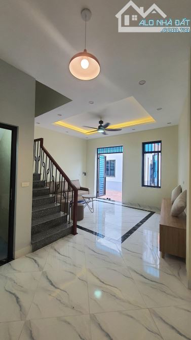 NHÀ ĐẦY ĐỦ TIỆN NGHI CHỈ CẦN DỌN VỀ Ở - Chỉ 2.x  tỷ. lh