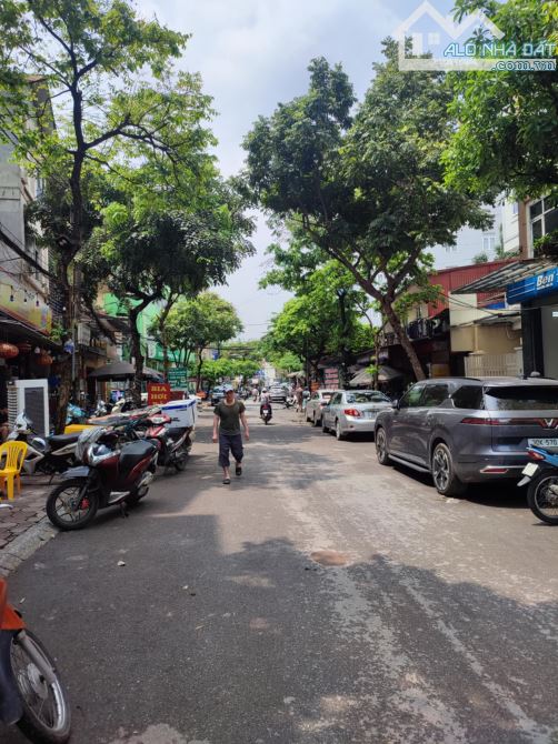 200m2, MT 10m CHỈ 86 TỶ - PHÂN LÔ NGUYỄN KHÁNH TOÀN, 3 ÔTÔ TRÁNH, VỈA HÈ 5m - KINh DOANH