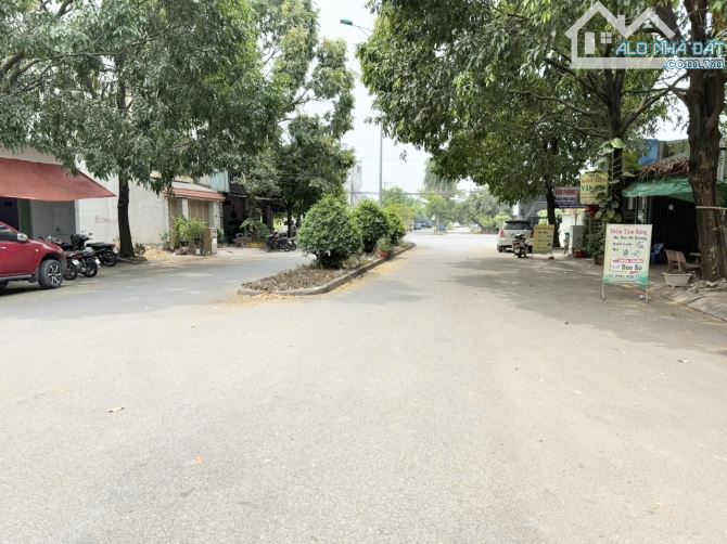 Bán đất tặng kho KDC Vĩnh Phú 1 Giáp ranh TP.HCM