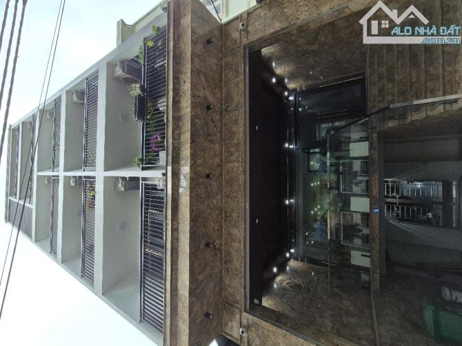 BÁN TOÀ CĂN HỘ DỊCH VỤ 9 TẦNG PHỐ XUÂN LA - GARA ÔTÔ - 250M2 CHỈ 75 TỶ- DÒNG TIỀN 3 TỶ/NĂM