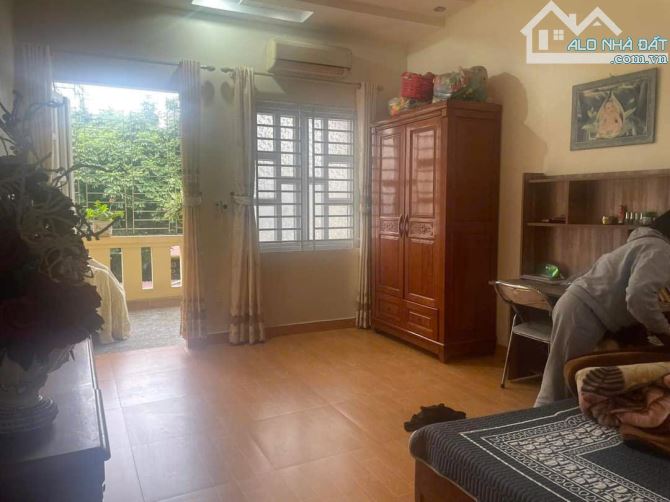 Cho thuê mặt đường gần Ngã Tư Phúc Tăng – Thiên Lôi - 100m2