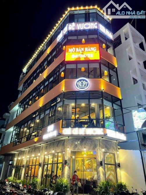 Góc 2 mặt tiền Lý Chính Thắng, P.7, Q.3 - DT: 8.4m x 28m - 4 tầng - HĐT 180 triệu - 62 tỷ