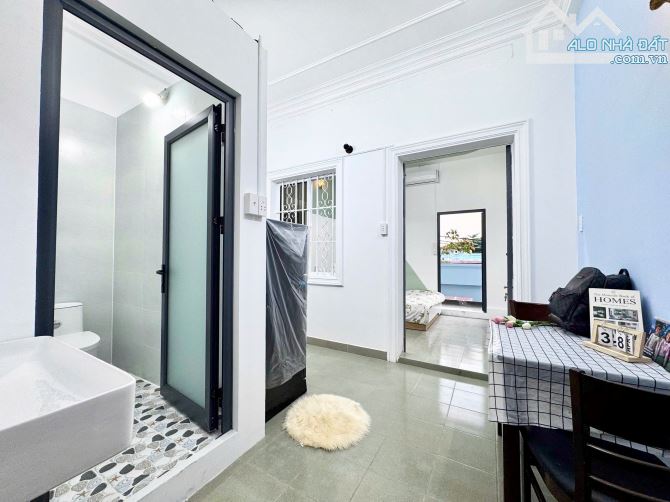 Cho Thuê Căn Hộ 1PN Ban Công Đường Thoại Ngọc Hầu – Gần Trường Văn Hiến, Siêu Thị, Công Vi