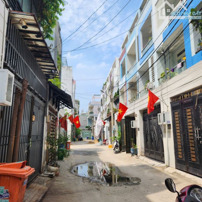 BÁN NHÀ HẺM XE HƠI ĐƯỜNG SỐ 22 PHƯỜNG LINH ĐỒNG 64M2 NHỎ 6 TỶ