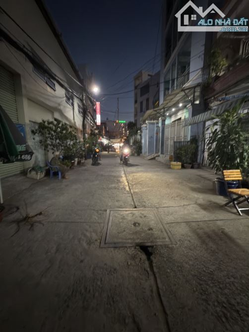 🌈🌈 NHỈNH 5💰CÓ NGAY NHÀ ĐƯỜNG TÊN LỬA BÌNH TÂN 2TẦNG 4*16M.HẺM Ô TÔ 🚕 THÔNG .VỊ TRÍ ĐẮC