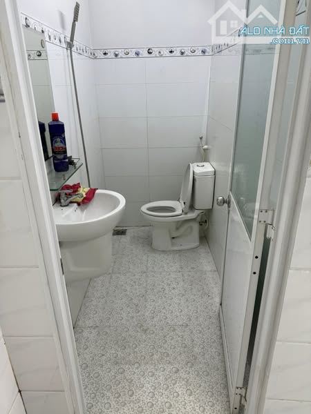 🔥 BÁN NHÀ MẶT TIỀN HOÀNG SA – 40m² – 2 TẦNG – 10.6 TỶ – QUẬN 1 🔥