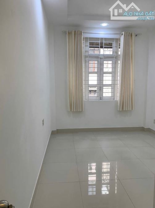 🔥 BÁN NHÀ HẺM TRẦN QUANG KHẢI – 46m² – 11 TỶ – QUẬN 1 🔥