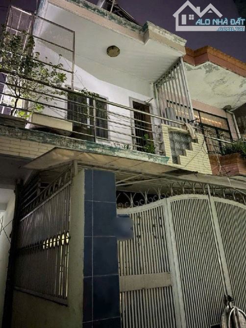 🏡 BÁN NHÀ LÔ GÓC 2 MẶT HẺM – TRUNG TÂM Q8 – GIÁ CHỈ 7T
