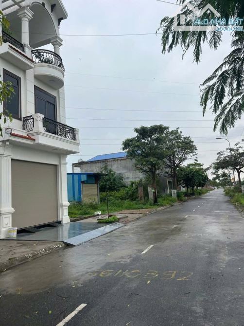 Bán lô đất TĐC Hộ Phụ Xi Măng, Đồng Thái, An Dương 78m giá chỉ  3,2xtỷ