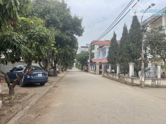 Ngô Xuân Quảng TT Trâu quỳ 80m - 7,5tỷ - 4 phòng trọ dòng tiền hơn 100tr/ năm