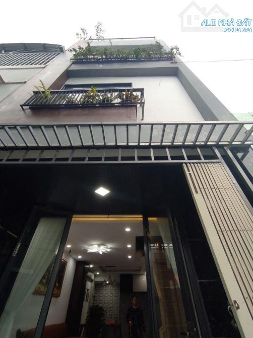 Bán nhà 3 mê kiệt Nguyễn Phước Nguyên, 3 phòng ngủ sạch đẹp