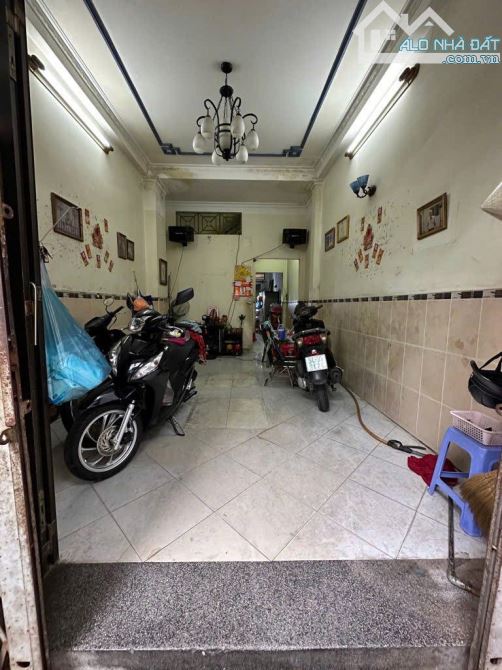 GẤP BÁN!!HẺM ÔTÔ CÁCH 1 CĂN THÀNH THÁI - 4 TẦNG - NGAY CƯ XÁ ĐỒNG TIẾN - CHỈ 9,7 TỶ TL