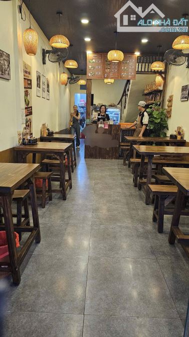 BÁN GẤP!! MẶT TIỀN ĐƯỜNG LÝ THÁI TỔ - 3 TẦNG - KHU VỰC KD SẦM UẤT - CHỈ 18,5 THƯƠNG LƯỢNG