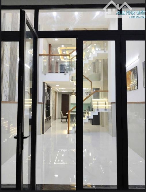 Bán Nhà Đẹp Khu VIP Quận 12 - 4 x 16 - 5 Tầng - Full Nội Thất Mới 100% - XH Thông Khắp Nơi - 10