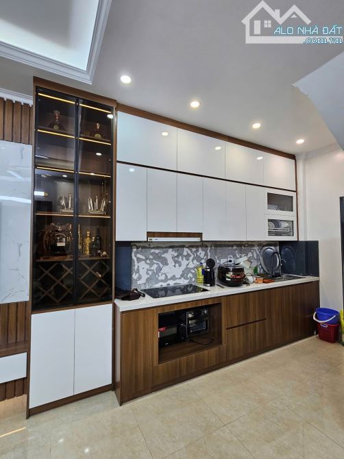 NHÀ ĐẸP TT MỸ ĐÌNH 35M², MẶT TIỀN 4M, 5 TẦNG, NỘI THẤT SIÊU SANG, NGÕ NÔNG, GIÁ 7.7 TỶ - 10
