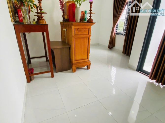 Bán nhà 2 tầng hẻm Cầu Dứa Phú Nông gần cf Ngọc Bích hướng Đông Nam mát mẻ - 11