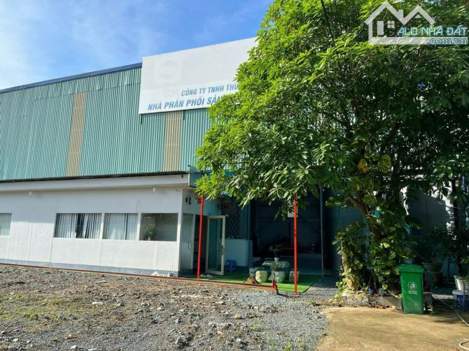 Nhà xưởng tổng dt 2000m2 mặt tiền quốc lộ N2, Thạnh Lợi, Bến Lức giá 28 tỷ - 11