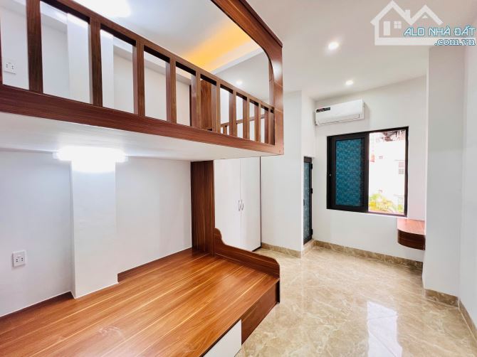 Cho Thuê CCMN 213 GIÁP NHẤT Thanh Xuân 30m2 Gác Xép, Giường Ban Công Cửa Sổ Giặt Riêng TM - 11