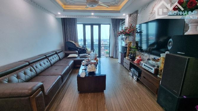Bán nhanh nhà 9  tầng thang máy Quốc Lộ 32, kinh doanh,vỉa hè, dòng tiền - 1