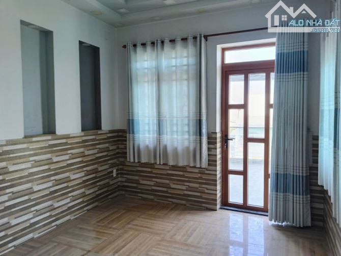 BÁN NHÀ: MẶT TIỀN LŨY BÁN BÍCH VỊ TRÍ ĐẮC ĐỊA - GÓC 2 MẶT TIỀN KINH DOANH - HOẶC CHO THUÊ. - 1
