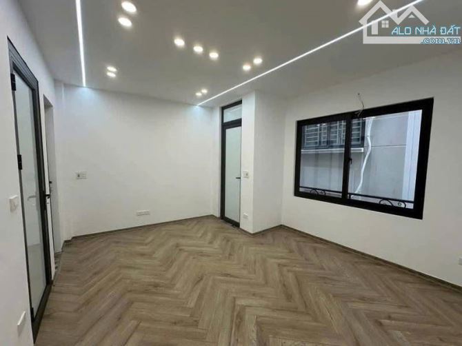 💥💥CỰC PHẨM PHỐ QUAN NHÂN - THANH XUÂN - 6 TẦNG THANG MÁY - Ô TÔ ĐỖ CỬA - GIÁ CHỈ 11.9 TỶ - 1