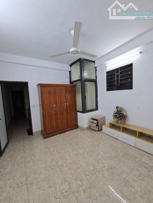 BÁN NHÀ BÙI QUỐC KHÁI , NGAY LINH ĐÀM NHÀ 5 TẦNG  . MT 3,6 M . GIÁ 11 TỶ - 1