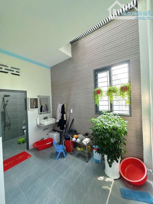 🚗 BÁN GẤP NHÀ ĐẸP 4 TẦNG HẺM XE HƠI KINH DOANH CỐNG QUỲNH 4m x 18.9m = 75.6 m² - 1