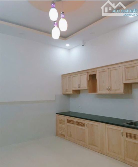 NHÀ MỚI - 3 TẦNG - SÁT MẶT TIỀN - 65M2 NỞ HẬU - GẦN VINCOM GÒ VẤP - NHỈNH 6 TỶ - 1